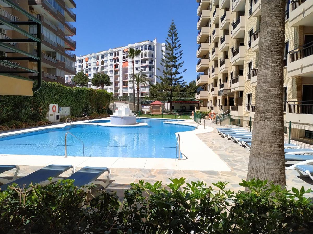 פואנגירולה Apartamento Ronda 4 - Los Boliches מראה חיצוני תמונה