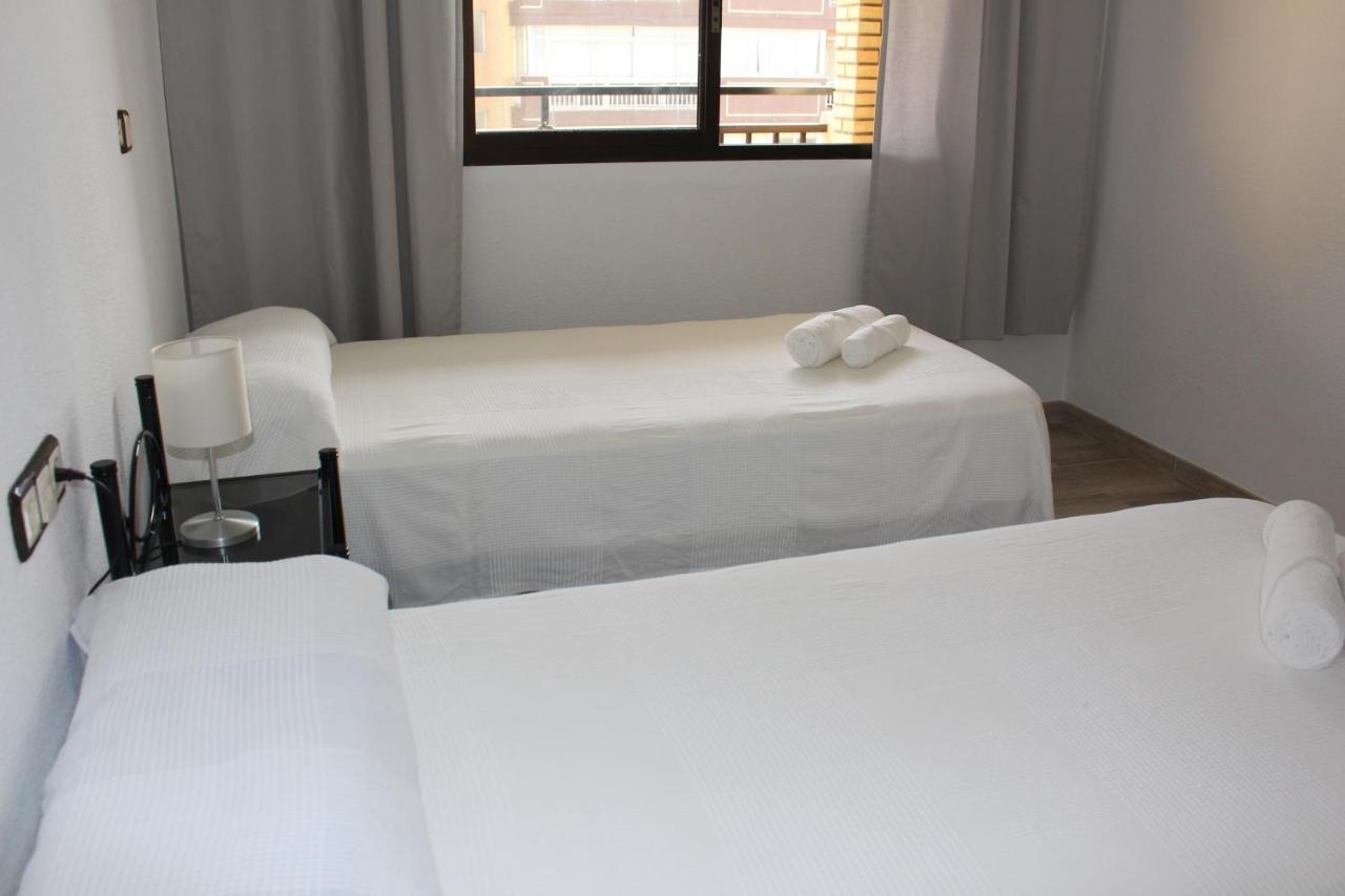 פואנגירולה Apartamento Ronda 4 - Los Boliches מראה חיצוני תמונה